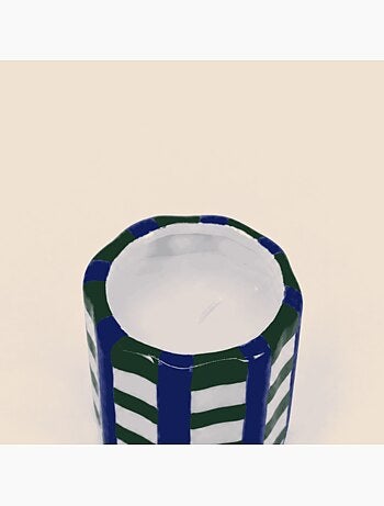 Bougie parfumée en céramique à damiers 8x9cm