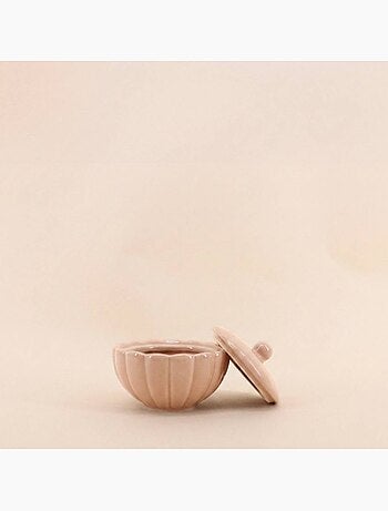 Bougie parfumée en céramique corolle à couvercle 11cm