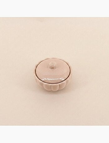 Bougie parfumée en céramique corolle à couvercle 11cm