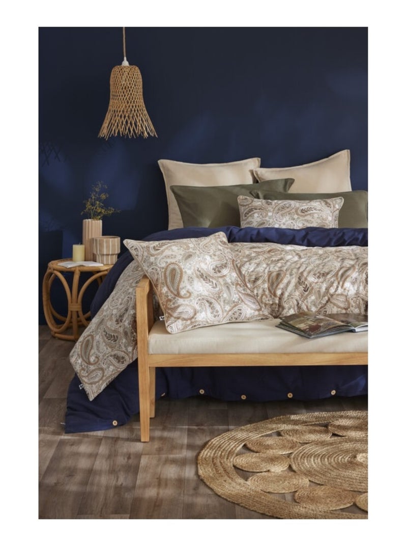Bout de lit toucher velours Valentina Beige - Kiabi