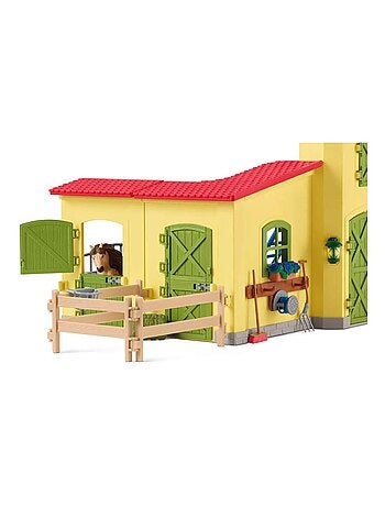 Box avec Poney Icelandais - Extension Ferme Educative