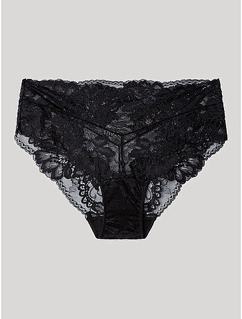 Boxer brésilien en dentelle
