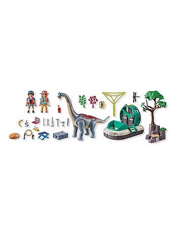 Brachiosaure avec explorateurs et aéroglisseur