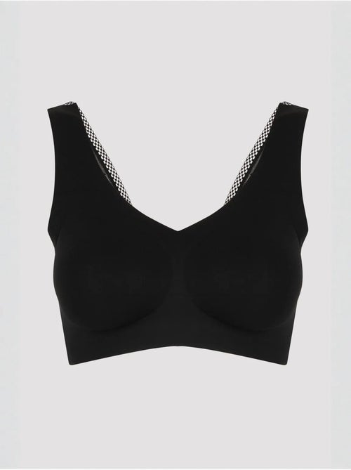 Bralette invisible up à dos en dentelle penti - Kiabi Bralette invisible up à dos en dentelle penti - Kiabi