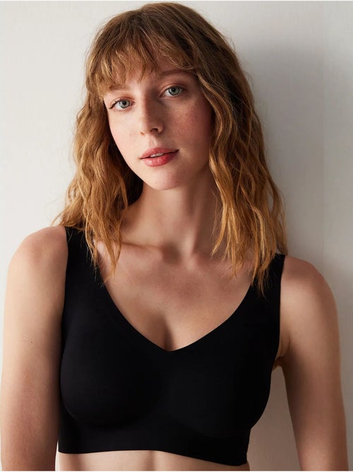 Bralette invisible up à dos en dentelle penti - Kiabi Bralette invisible up à dos en dentelle penti - Kiabi