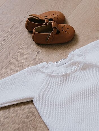 Brassière avec col brodé