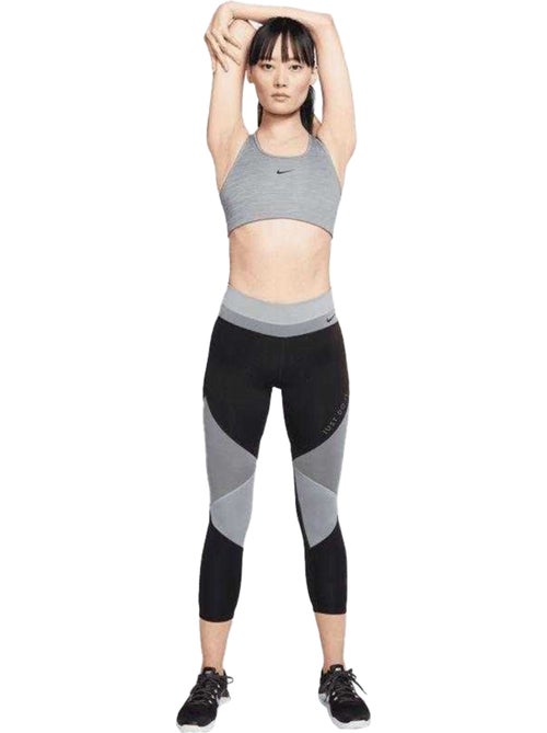 Brassière de sport motif/style swoosh - nike - Kiabi Brassière de sport motif/style swoosh - nike - Kiabi