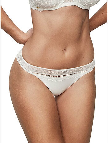 Brésilien AGATHA MARIAGE