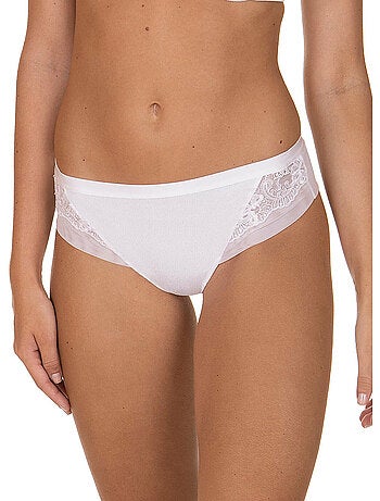Brésilien blanc Caroline