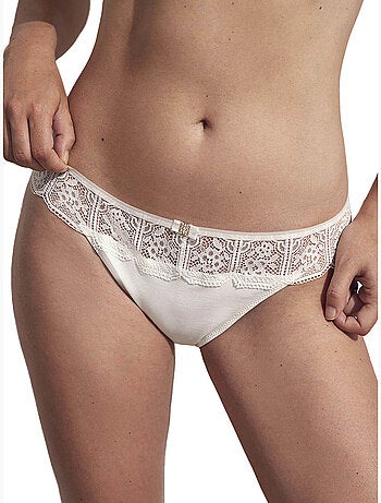 Brésilien Nicole Mariage