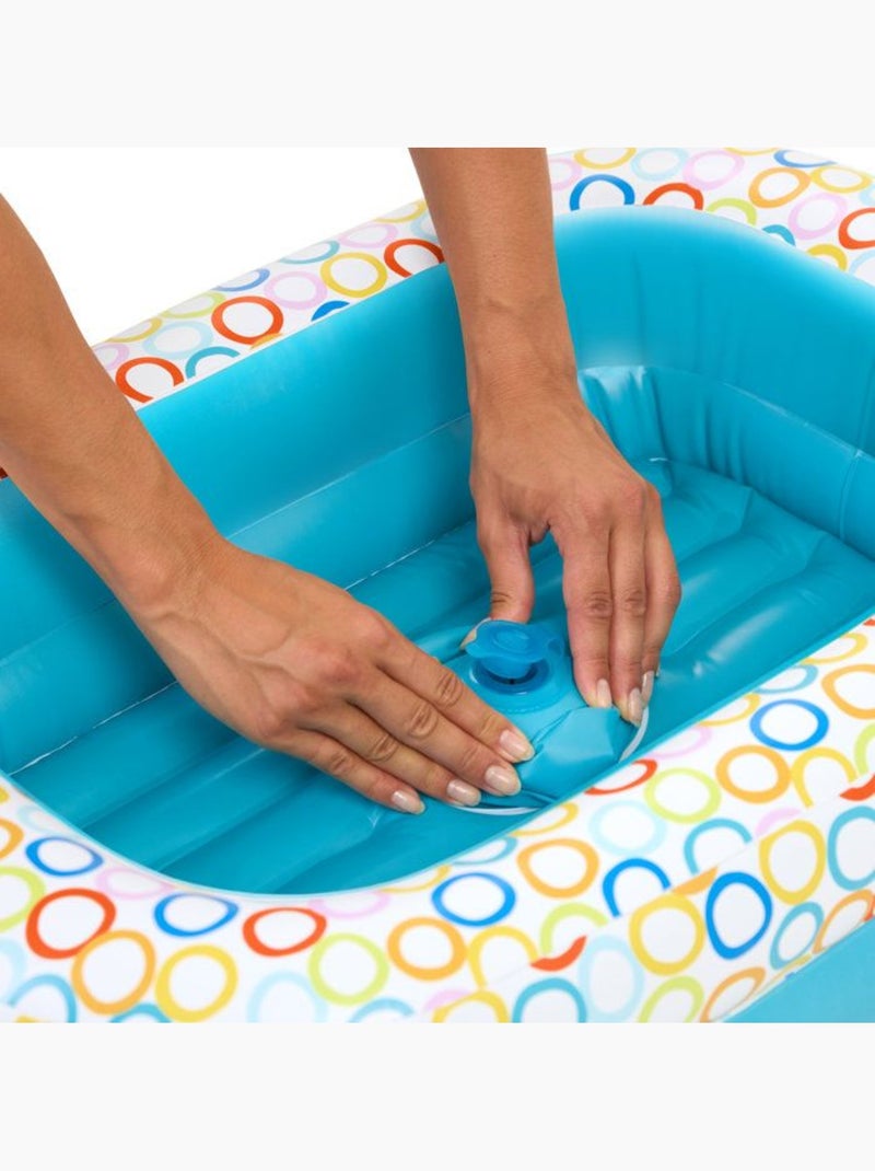 Bright starts- baignoire gonflable avec pompe intégré, 8 balles de jeu et bouche d'évacuation Bleu - Kiabi