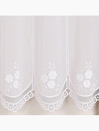 Brise-bise brodé à motif fleurs avec finition macramé