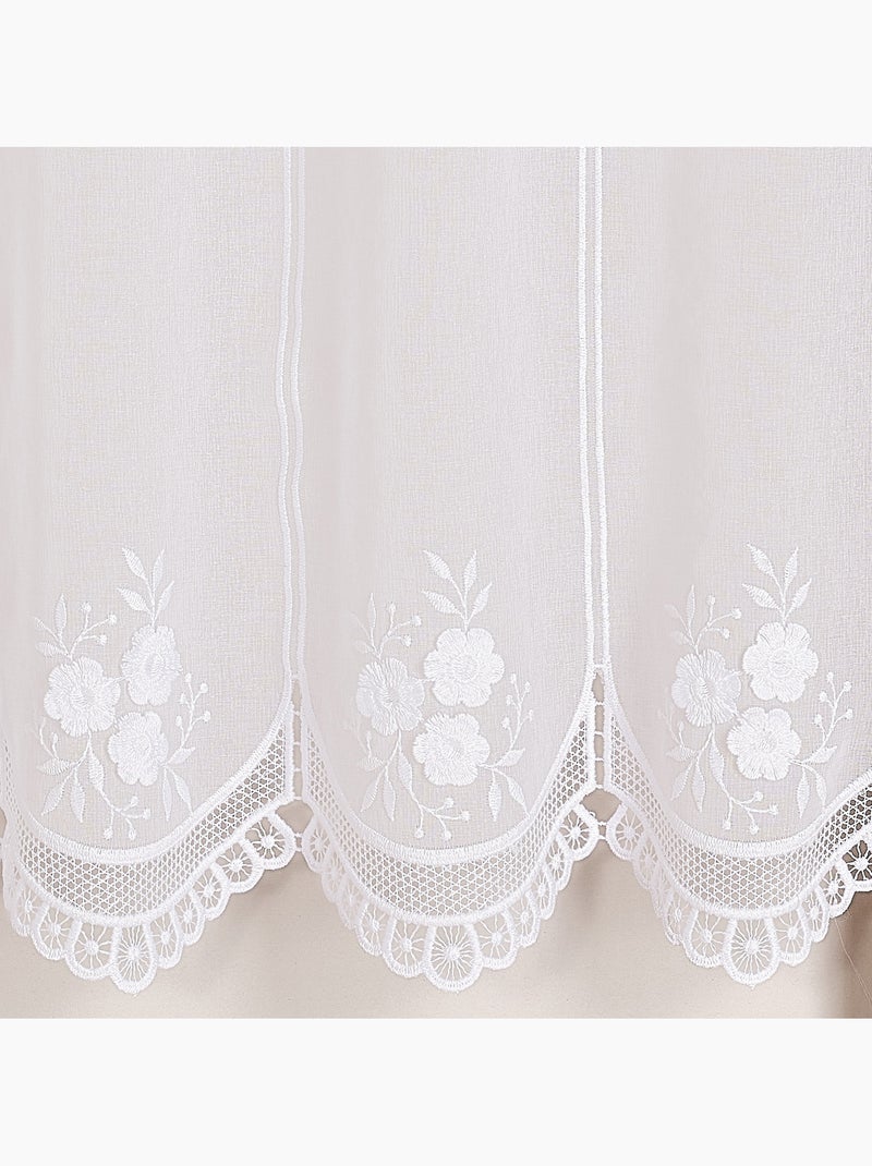 Brise-bise brodé à motif fleurs avec finition macramé Blanc - Kiabi