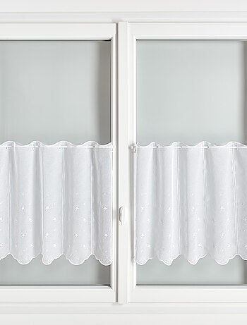 Brise bise fleurs brodées