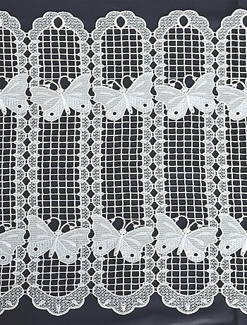 Brise bise papillons en macramé