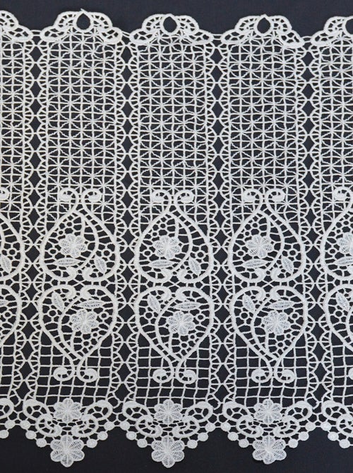 Brise bise uni en macramé fleuri - Kiabi