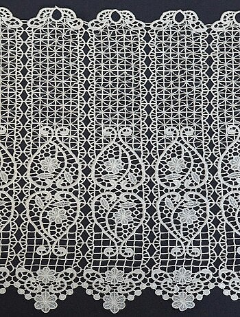 Brise bise uni en macramé fleuri