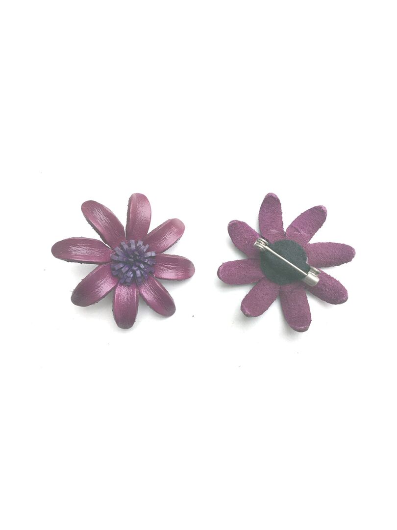 Broche Vintage Fleur Marguerite Vert Pâle En Celluloïd - Occasion Bon état