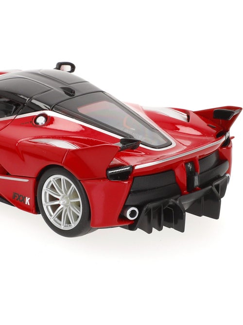 Burago model car ferrari fxx-k #10 1:24 - Kiabi Burago model car ferrari fxx-k #10 1:24 - Kiabi