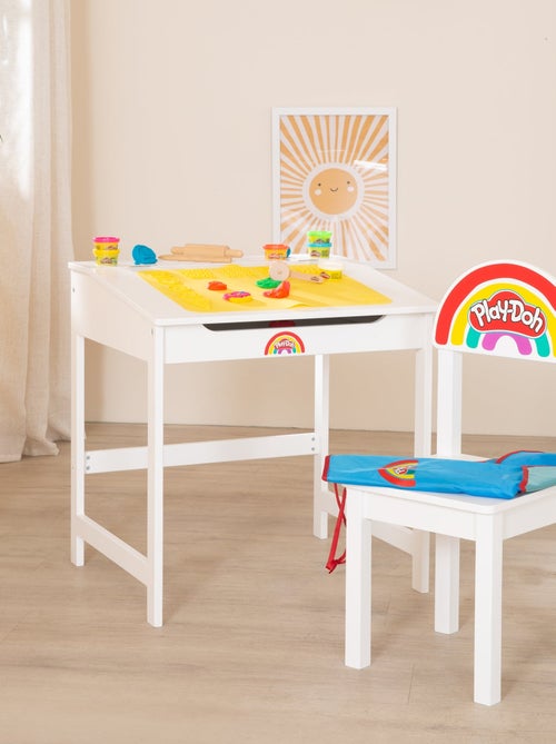 Bureau + chaise + 6 boites de pâte à modeler + accessoires roba x Play-Doh - Kiabi Bureau + chaise + 6 boites de pâte à modeler + accessoires roba x Play-Doh - Kiabi