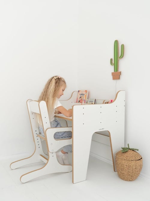 Bureau et Chaise Réglables pour Enfant - Kiabi Bureau et Chaise Réglables pour Enfant - Kiabi