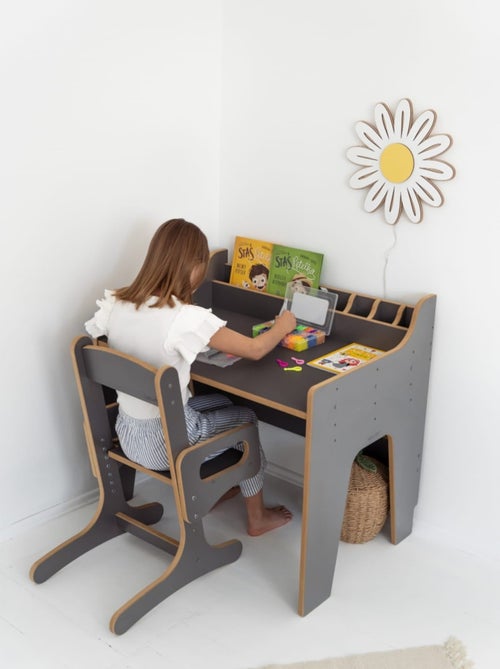 Bureau et Chaise Réglables pour Enfant - Kiabi Bureau et Chaise Réglables pour Enfant - Kiabi