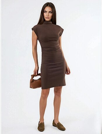 Busem robe courte moulante sans manches