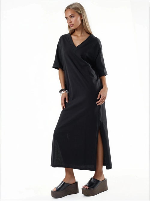 Busem robe midi coupe ample à col en v - Kiabi Busem robe midi coupe ample à col en v - Kiabi