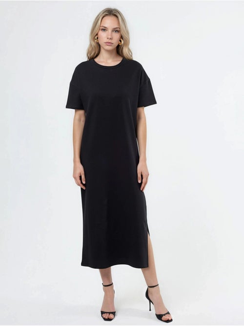 Busem robe midi t-shirt à col rond - Kiabi Busem robe midi t-shirt à col rond - Kiabi