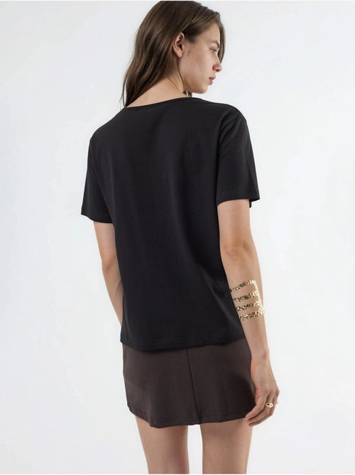Busem t-shirt en maille unie à col en v - Kiabi Busem t-shirt en maille unie à col en v - Kiabi