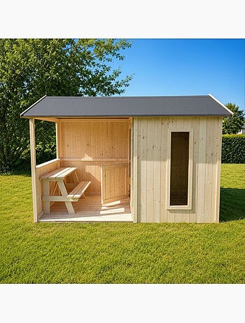 Cabane en bois avec pergola et plancher