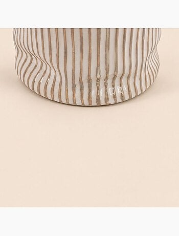 Cache-pot en céramique striée marron 13cm