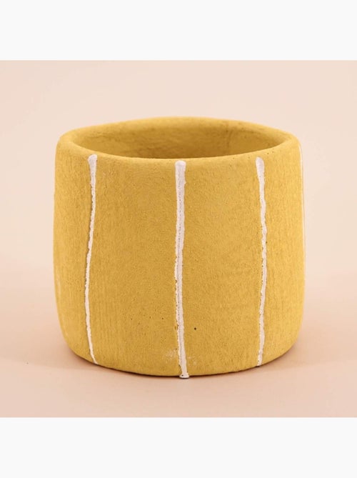 Cache-pot en ciment jaune lignes blanches 13cm - Kiabi Cache-pot en ciment jaune lignes blanches 13cm - Kiabi