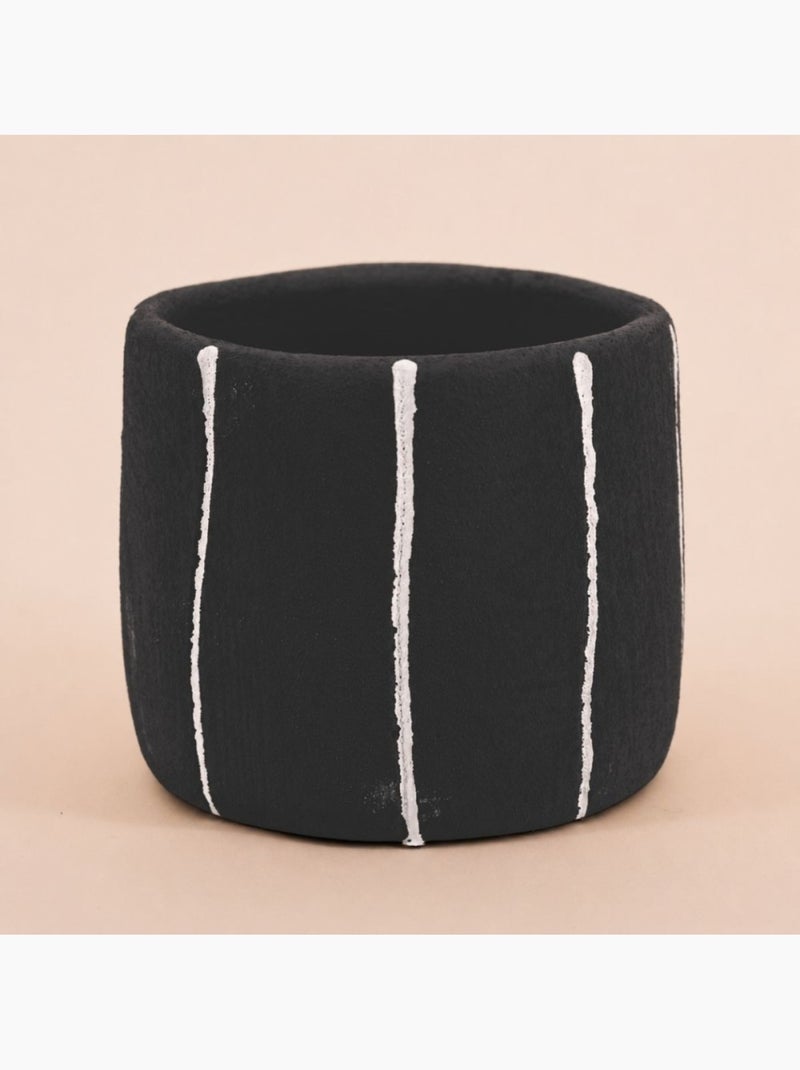 Cache-pot en ciment noir lignes blanches 13cm Noir - Kiabi