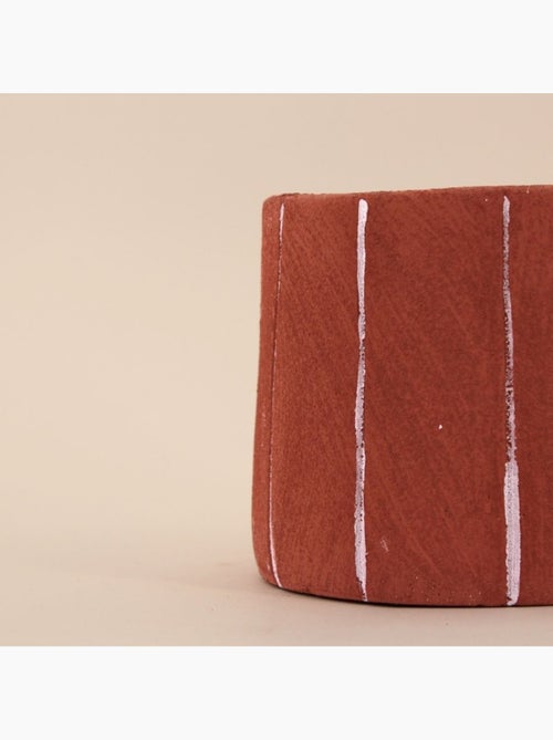 Cache-pot en ciment terracotta lignes blanches 15cm - Kiabi