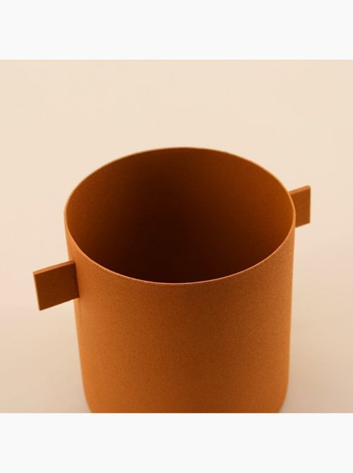 Cache pot en métal 11x15cm - Kiabi Cache pot en métal 11x15cm - Kiabi