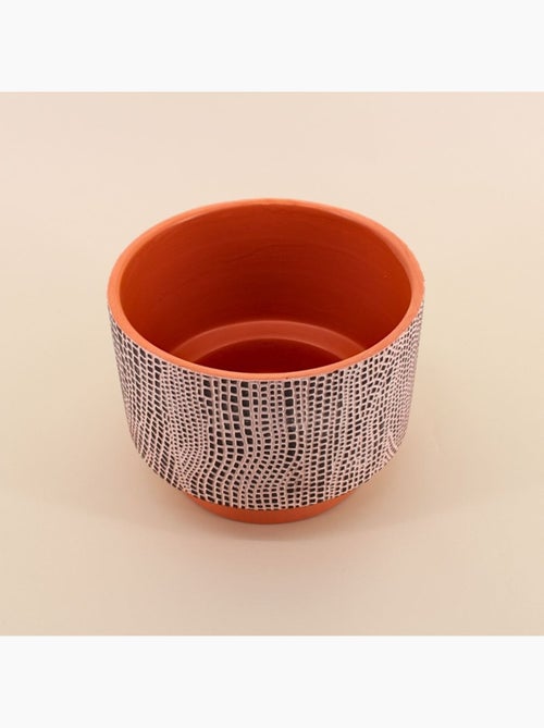 Cache-pot en terre cuite décor relief 25cm - Kiabi
