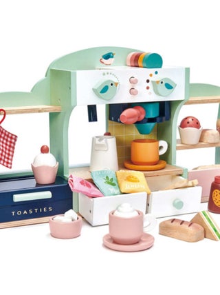 Café en bois le nid d'oiseau