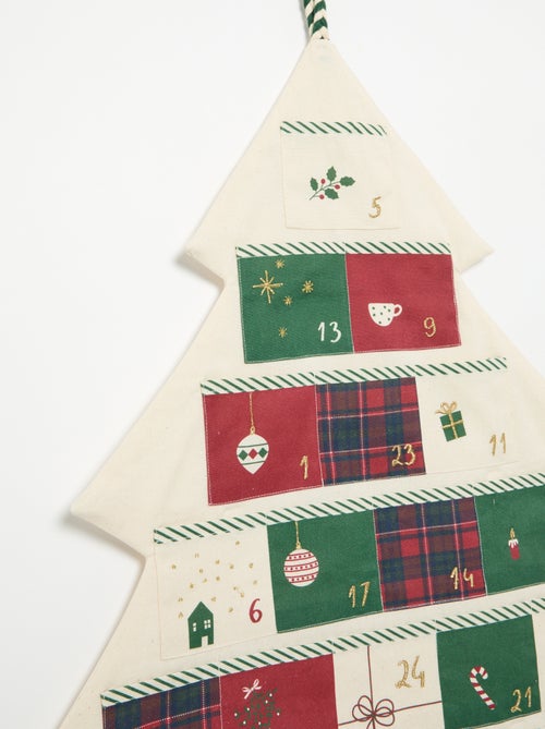 Calendrier de l'avent en textile et à suspendre - KIABI Home - Kiabi Calendrier de l'avent en textile et à suspendre - KIABI Home - Kiabi
