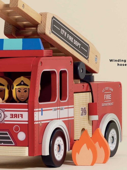 Camion de pompier en bois - Kiabi