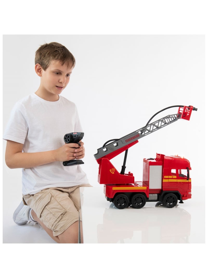 Camion de pompiers Racer R/C avec son et lumière 2.4GHz Rouge - Kiabi
