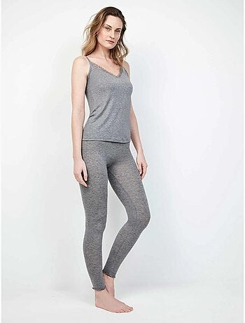 Camisole thermique légère à fines bretelles avec détail en dentelle