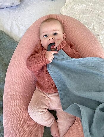 Cape d'allaitement MOM'N PLAY avec Anneau en silicone 'Doomoo'