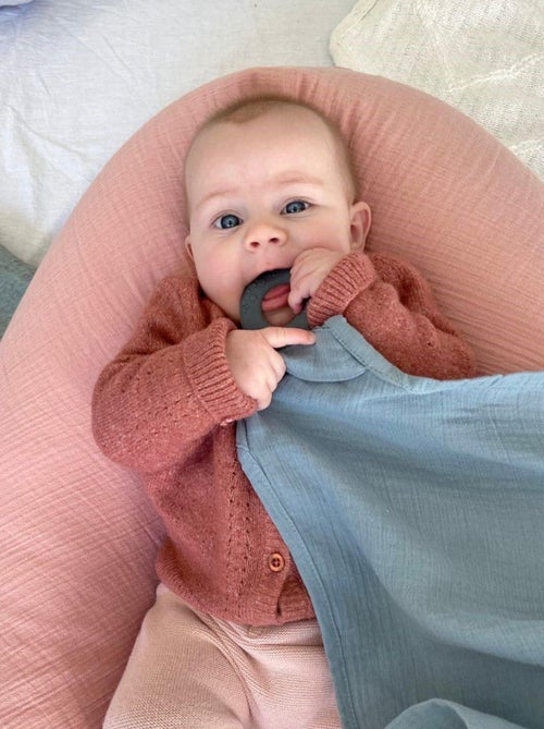 Cape d'allaitement MOM'N PLAY avec Anneau en silicone 'Doomoo' - Kiabi