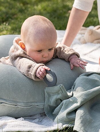 Cape d'allaitement MOM'N PLAY avec Anneau en silicone 'Doomoo'