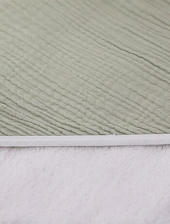 Coffret de naissance bavoir et cape à broder QUEIDA