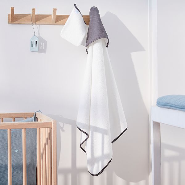 Cape De Bain Gant De Toilette Bebe Fille Gris Bleu Kiabi 12 00