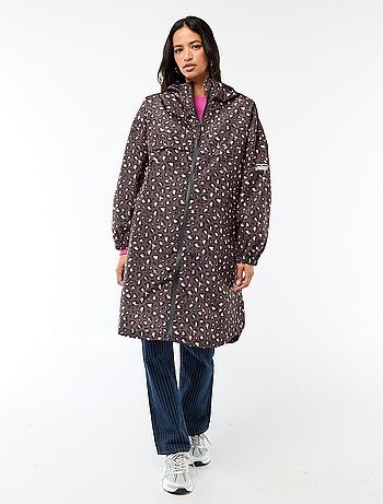 Cape de pluie déperlante avec capuche avec astuce pliage sur elle-même