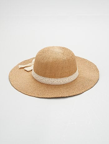 Capeline nœud en crochet