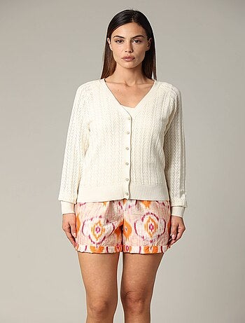Cardigan à col V en maille délicatement ajourée avec boutons 'Deeluxe'